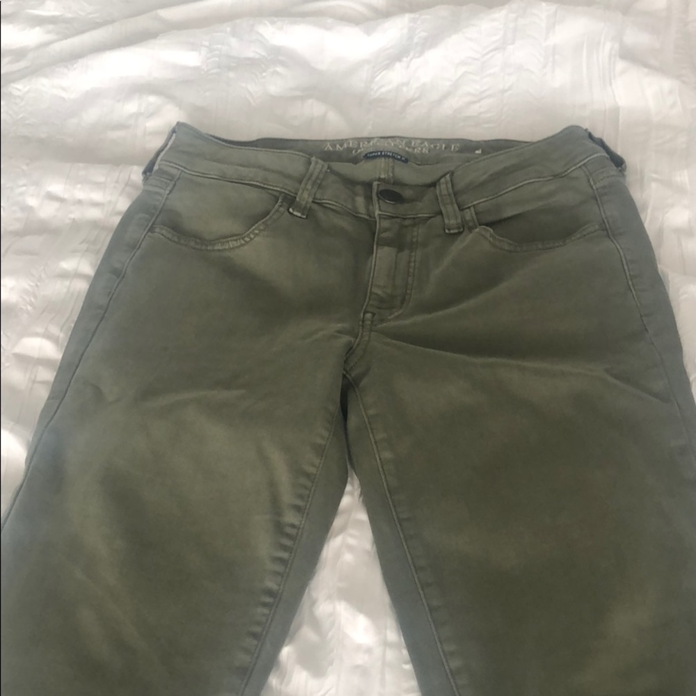 AMERICAN EAGLE GREEN PANTS